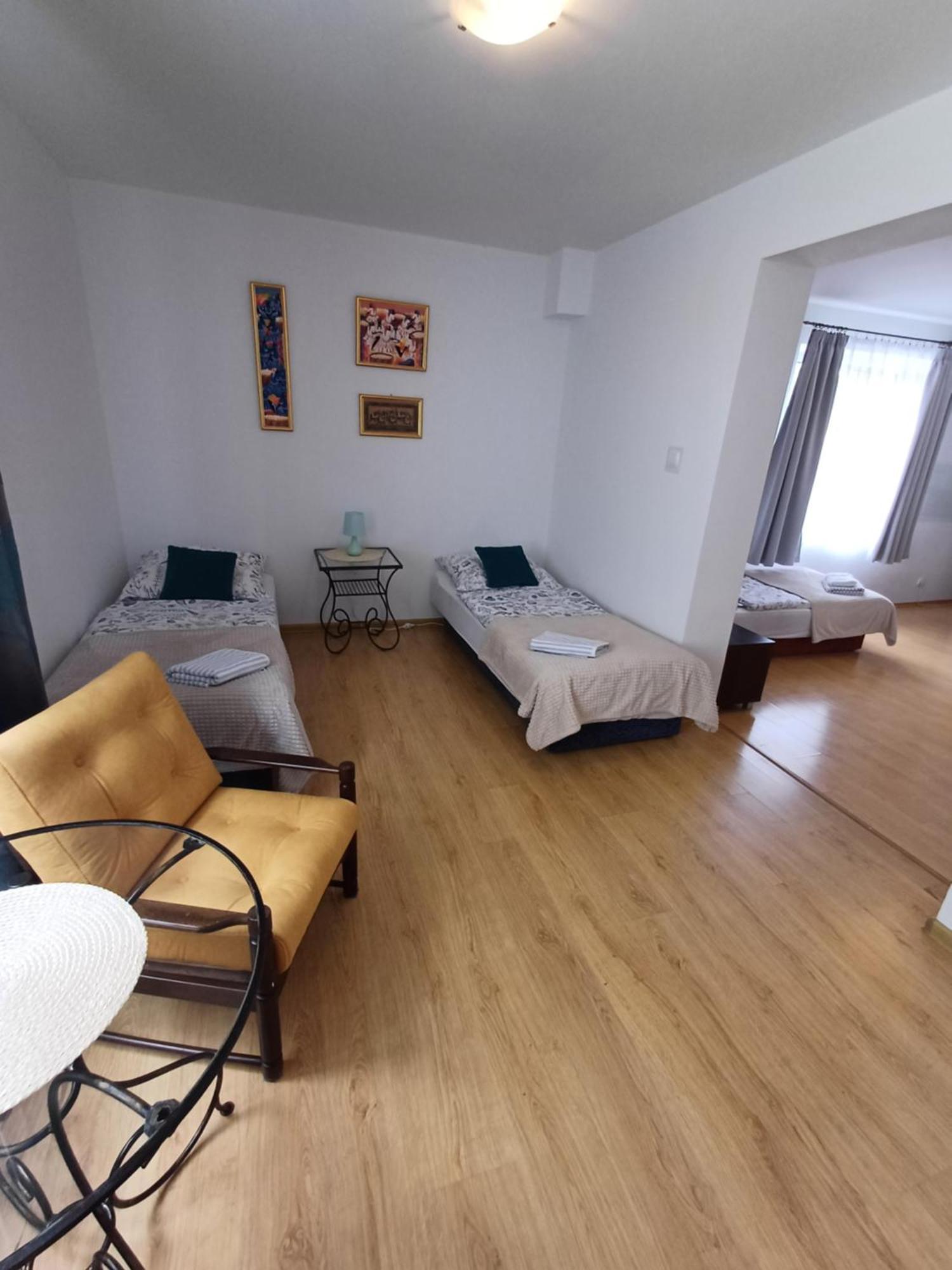 Pokoje Vesuvio I Apartament Dzwirzyno Bagian luar foto